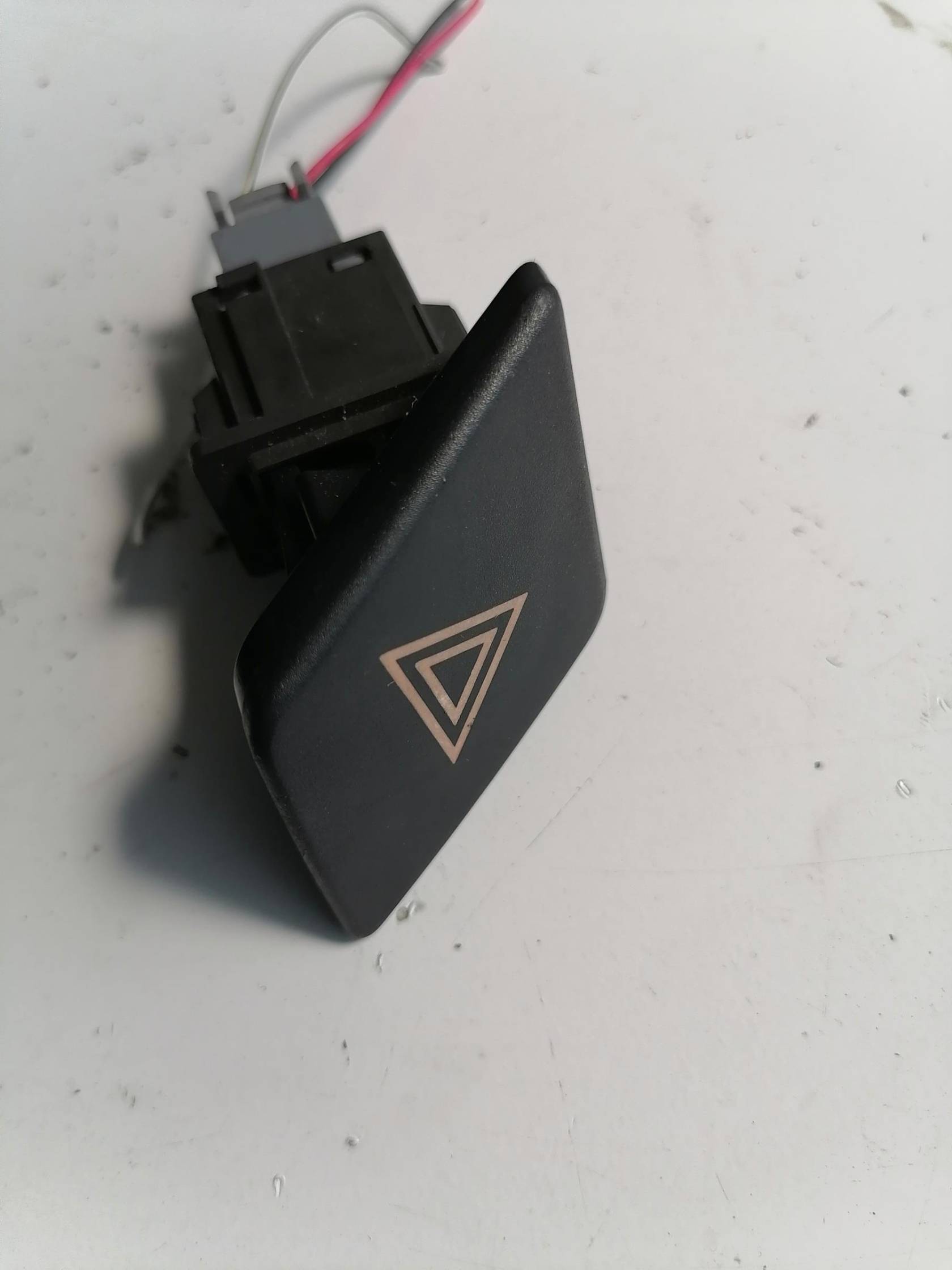 Interruttore luci emergenza